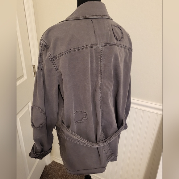 Jacket - Picture 3 of 3